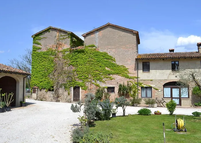 内斯托雷酒店 农家乐 *